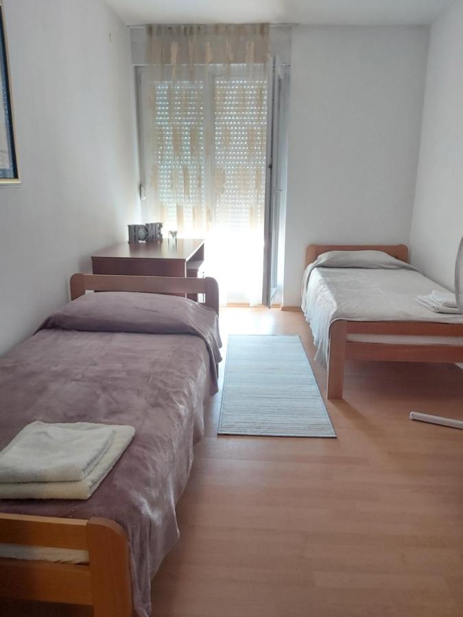 Apartment Mirela Zadar Eksteriør billede